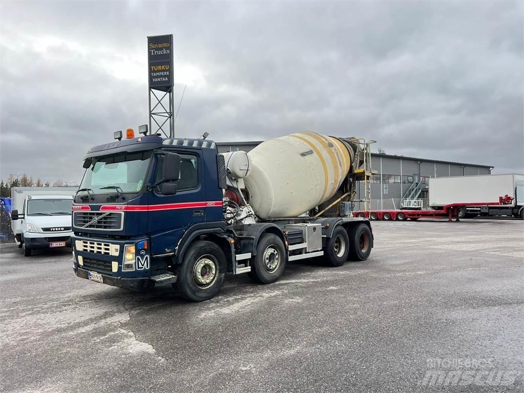 Volvo FM12 8X4 Betonmixers en pompen