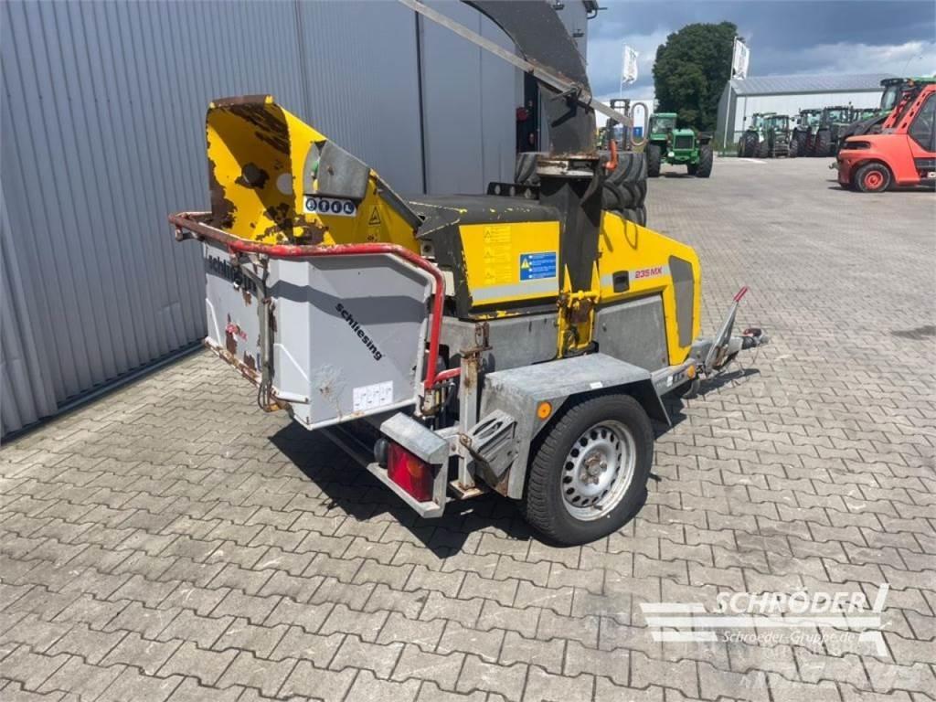 Schliesing 235 MX Houtversnipperaars