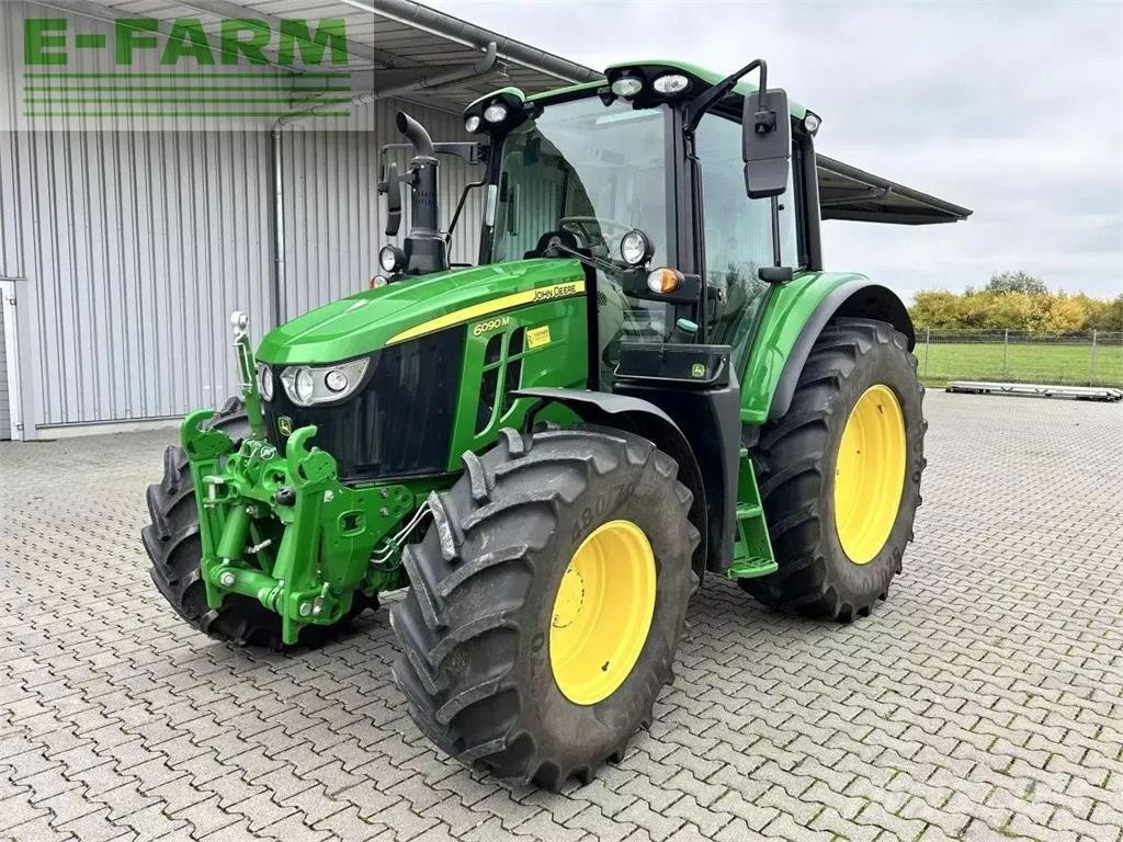 John Deere 6090m Tractoren