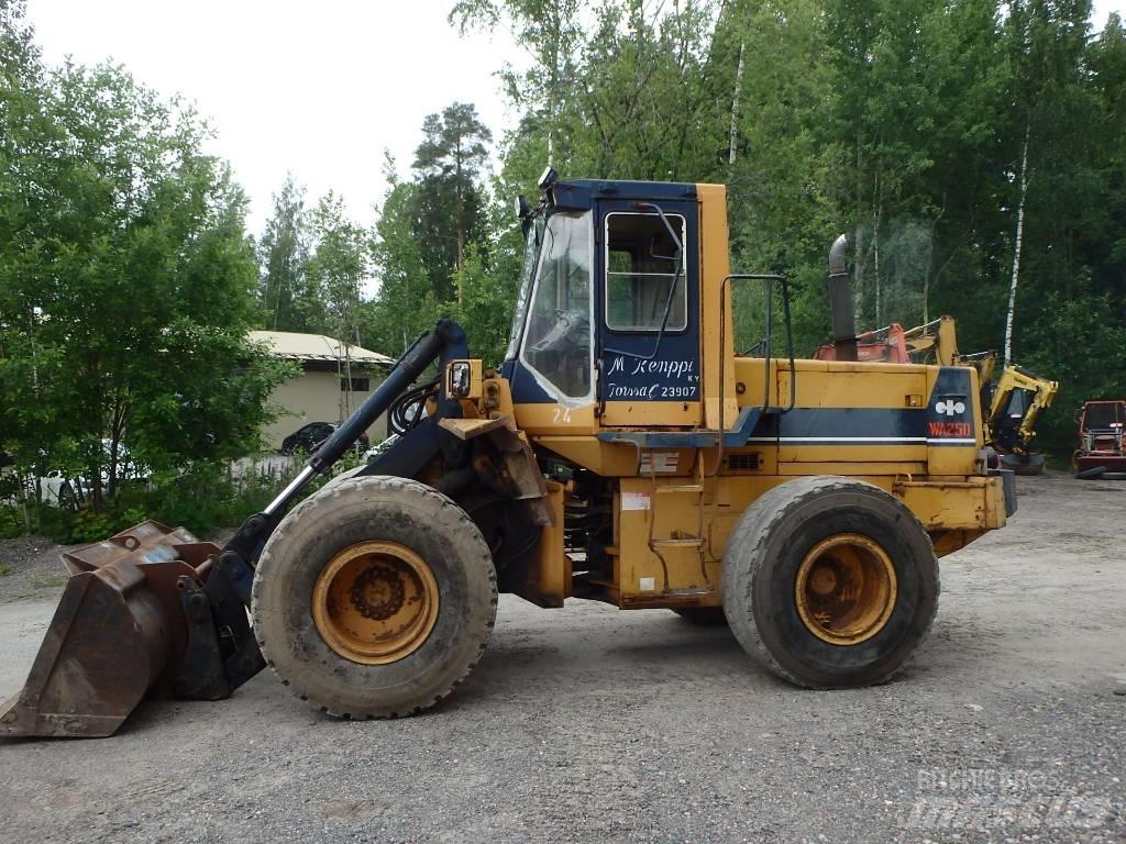 Komatsu WA 250-1 Wielladers