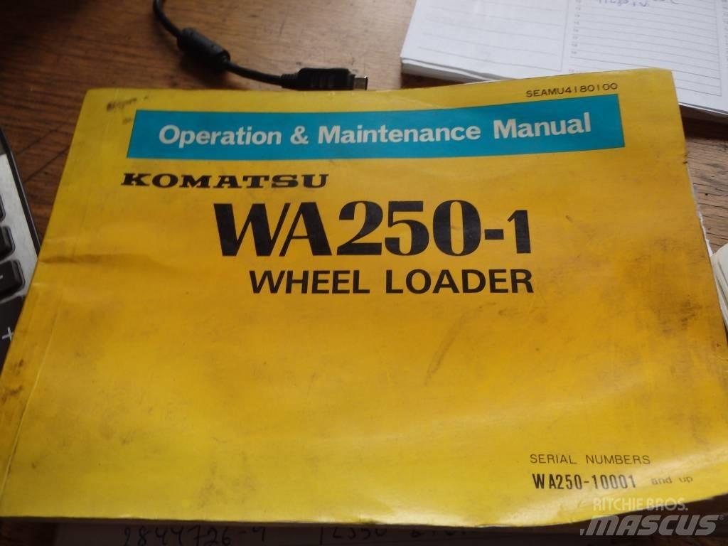 Komatsu WA 250-1 Wielladers