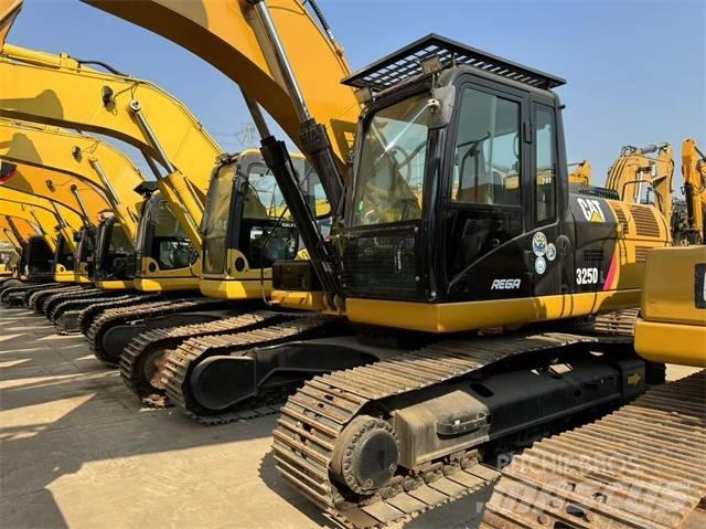 CAT 325 D L Rupsgraafmachines