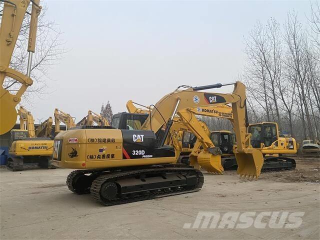 CAT 320D Rupsgraafmachines
