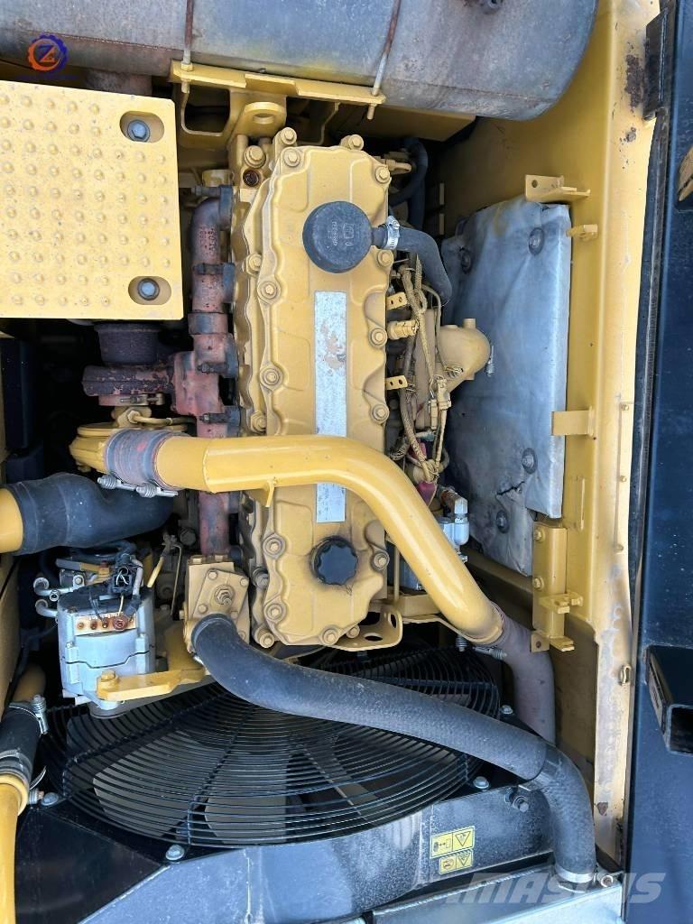 CAT 326 D Rupsgraafmachines