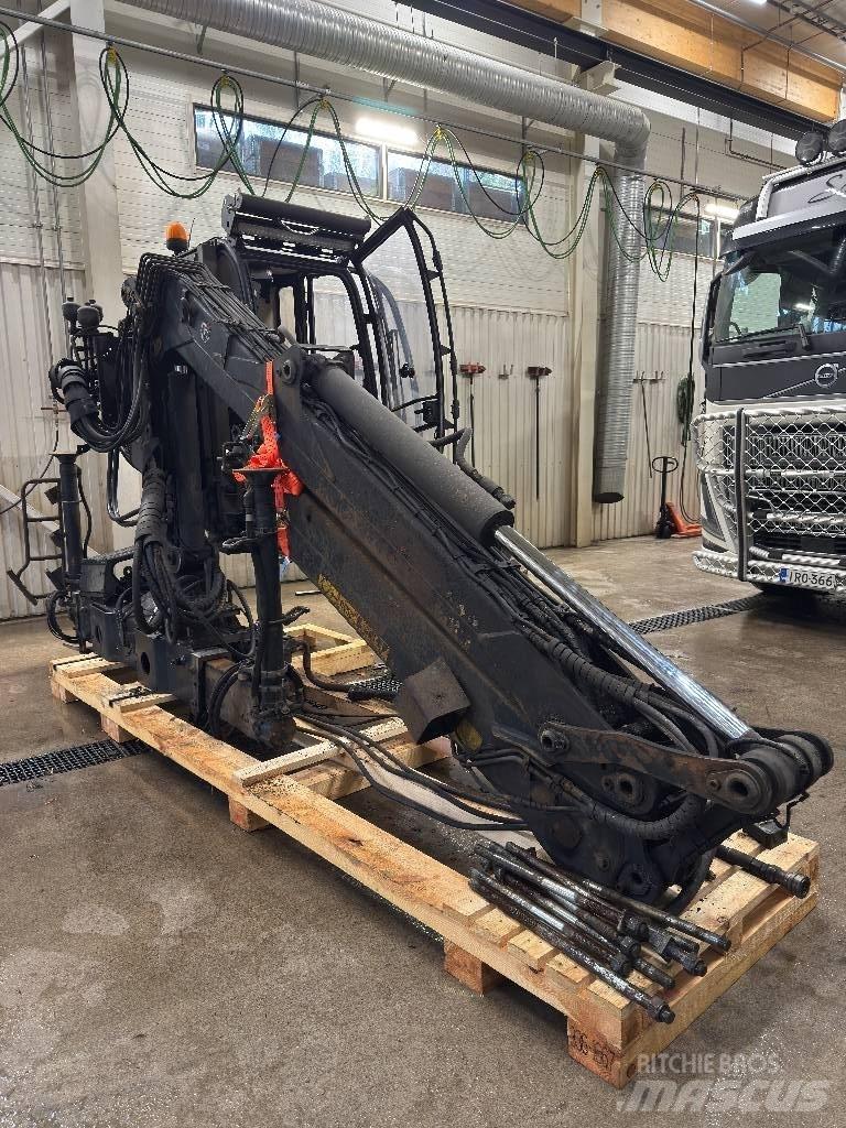Loglift 118 S T Houtkranen