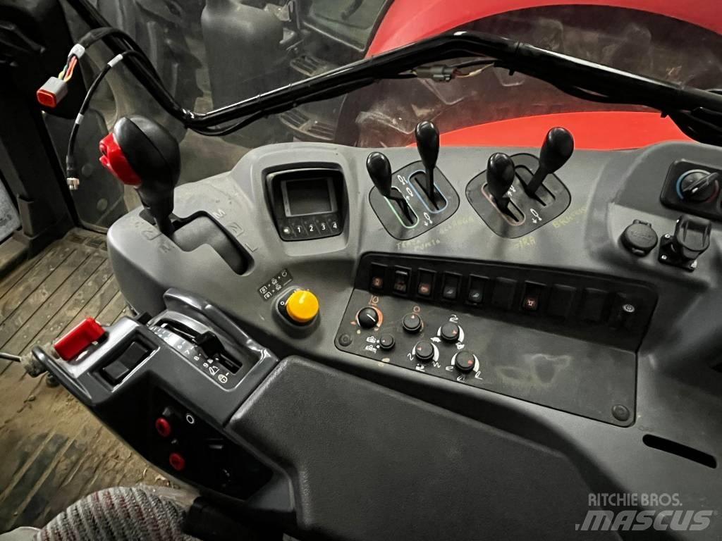 Kubota M 6-141 Tractoren