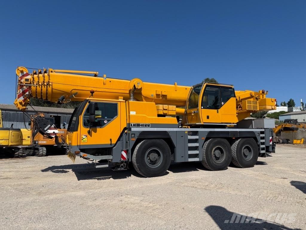Liebherr LTM 1055 Ruw terrein kranen