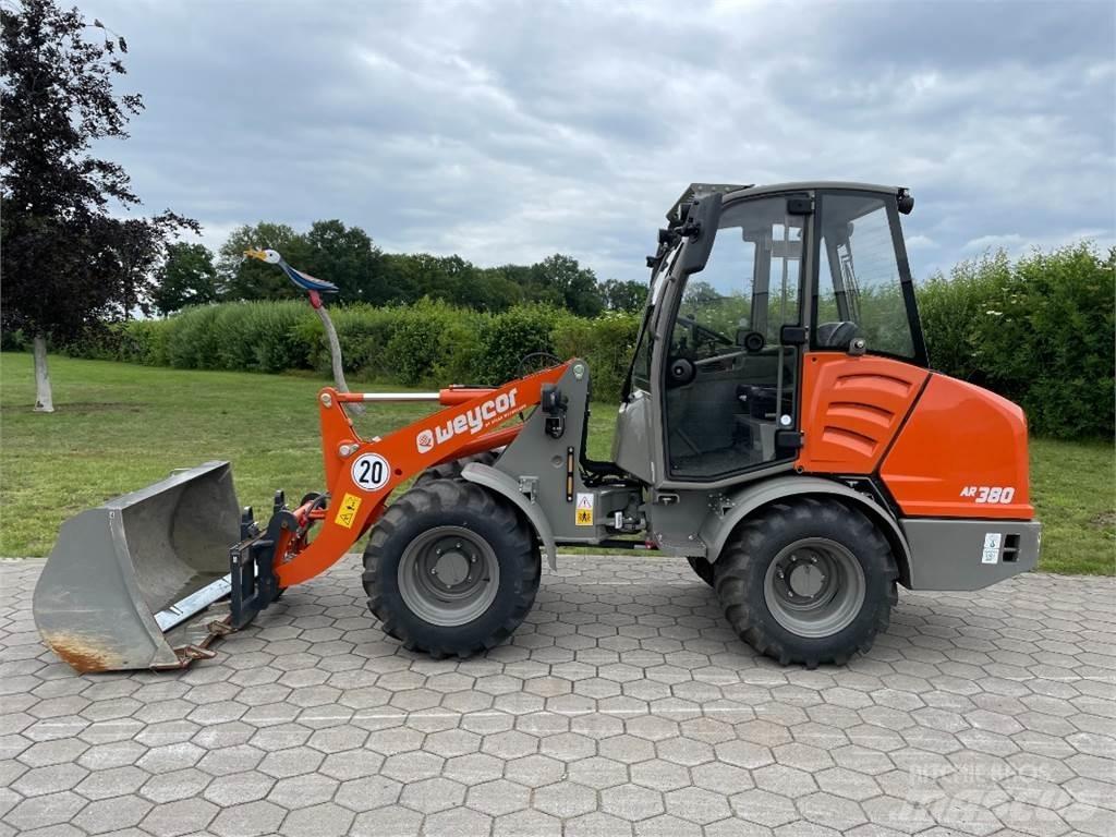 Atlas AR380 Wielladers