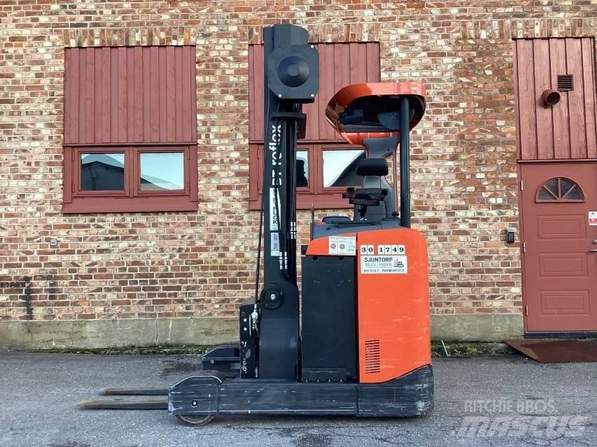 BT RRE 160 Reachtruck voor hoog niveau