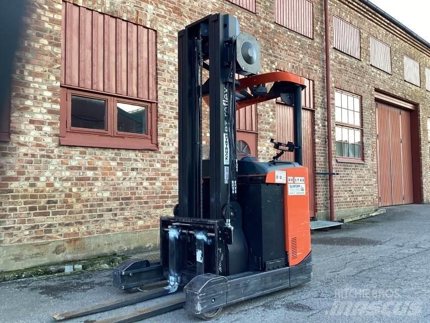 BT RRE 160 Reachtruck voor hoog niveau