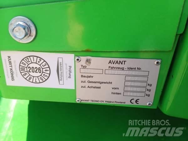 Avant 528 Schrankladers