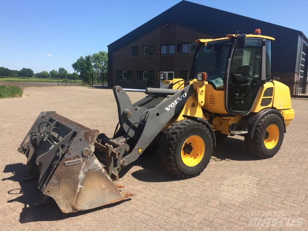Volvo L 25 F Wielladers
