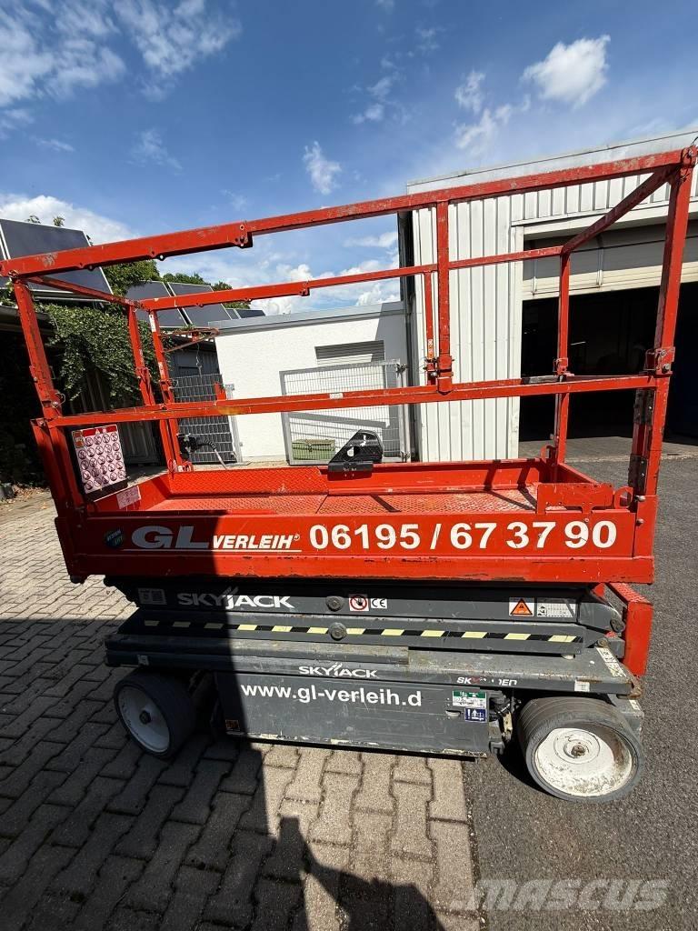 SkyJack SJ 3220 Schaarhoogwerkers