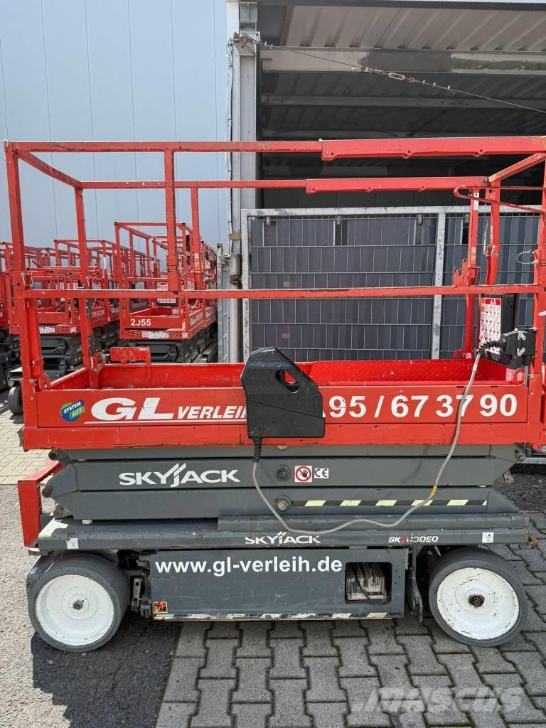 SkyJack SJ 3220 Schaarhoogwerkers