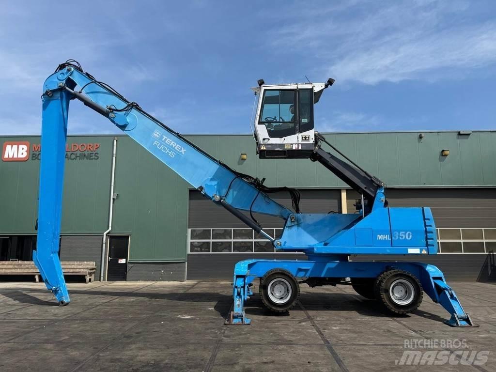 Fuchs MHL 350 Waste / industry handlers