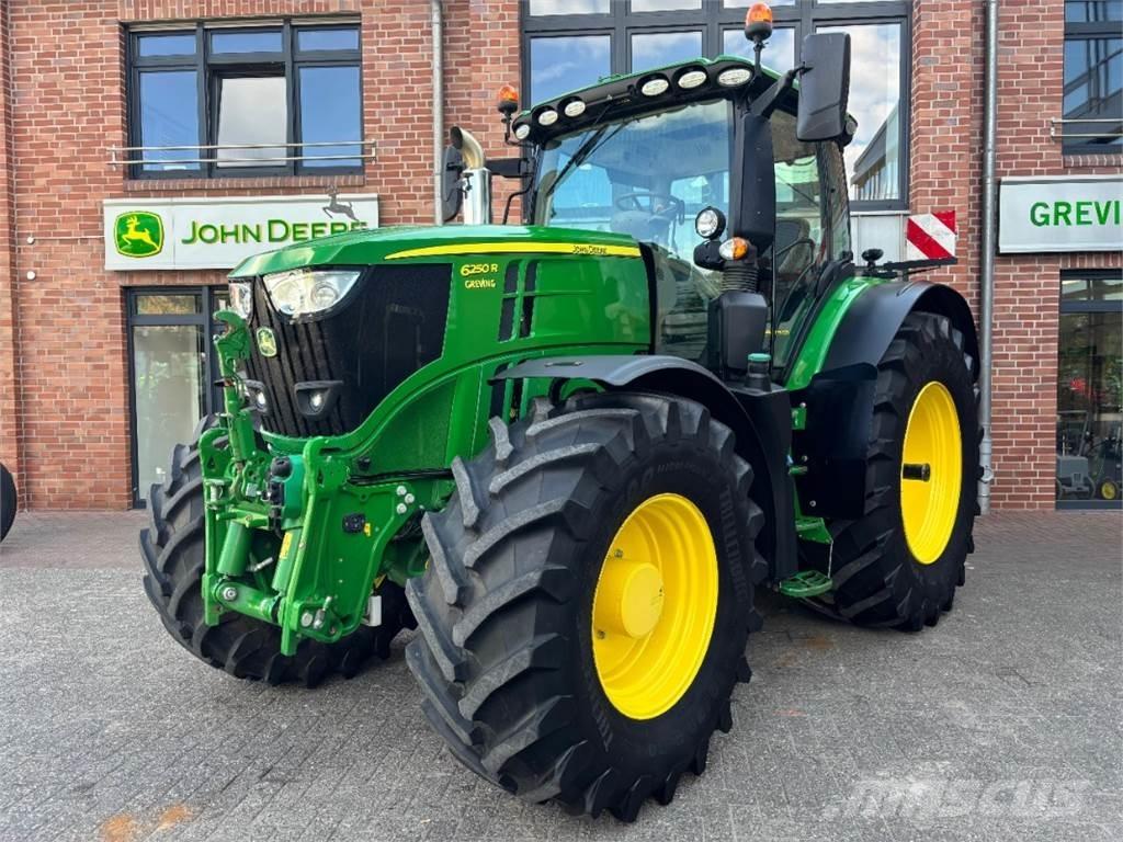 John Deere 6250R Tractoren