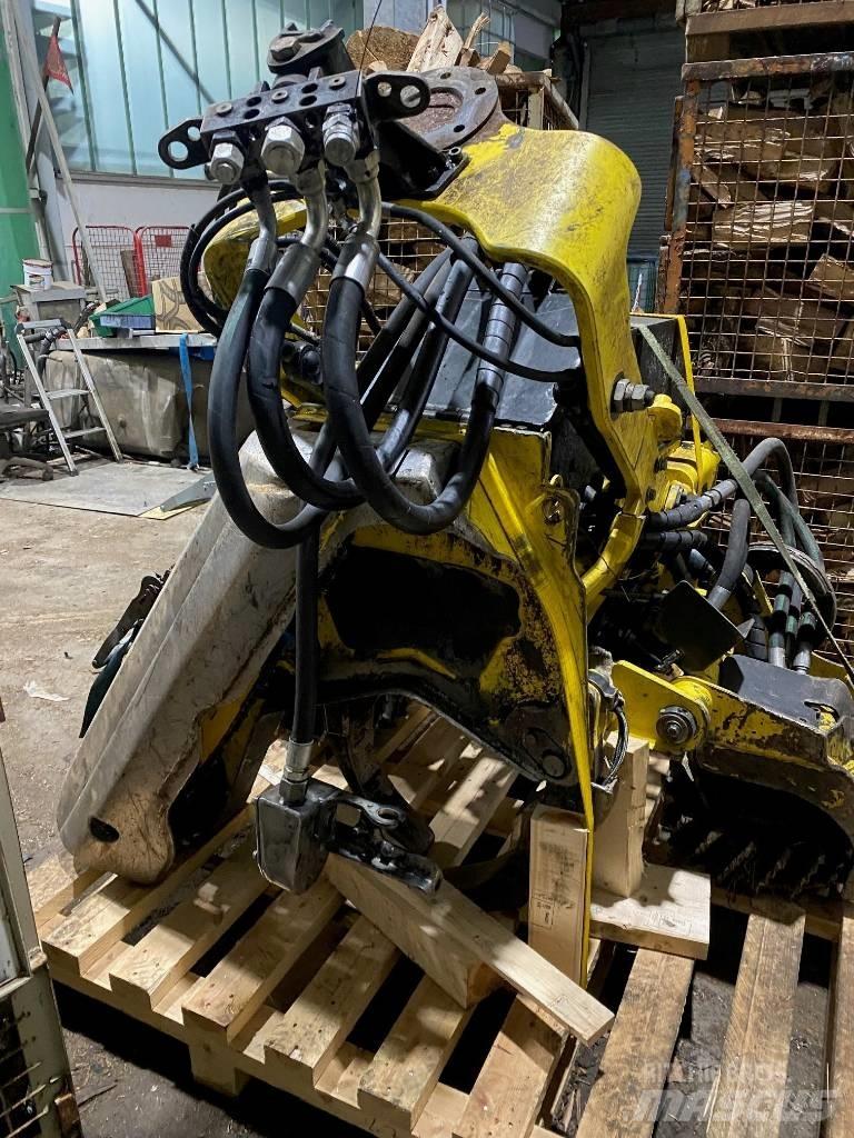 John Deere H 415 Boomvelkoppen