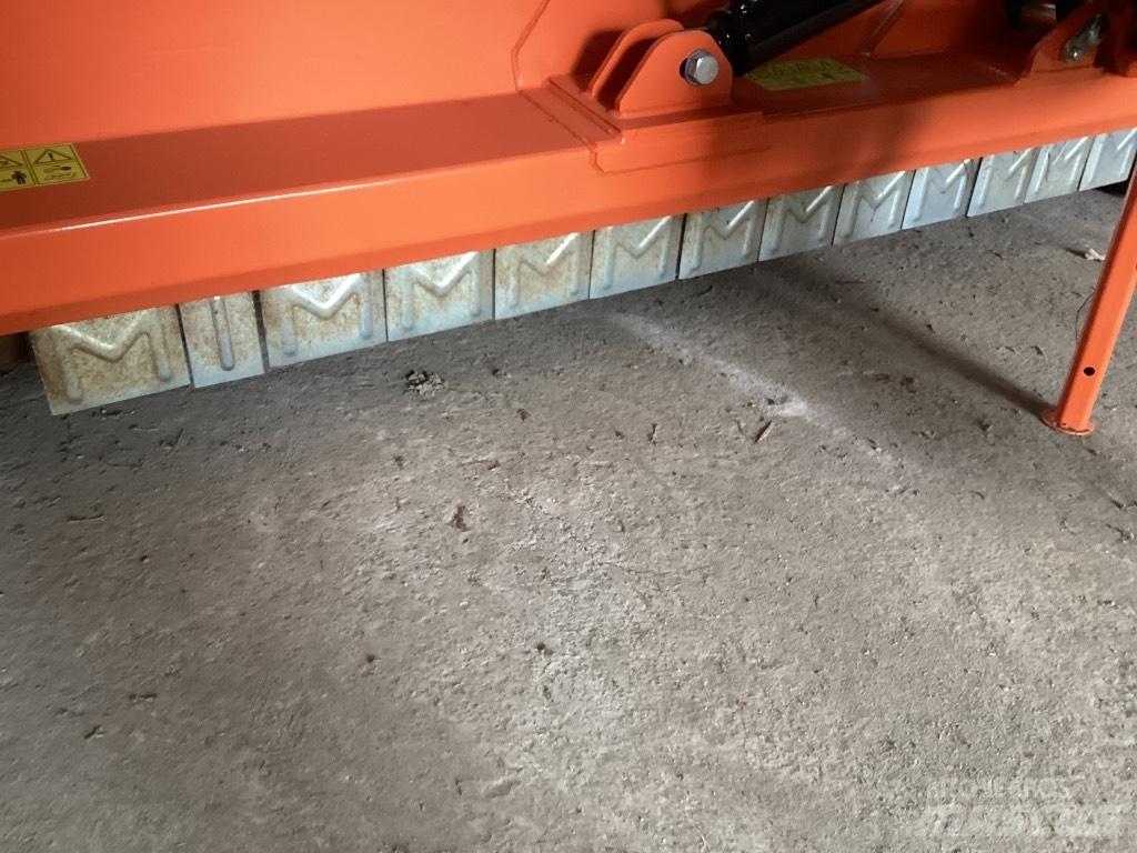 Tarmo PM 220 Klepelmaaiers