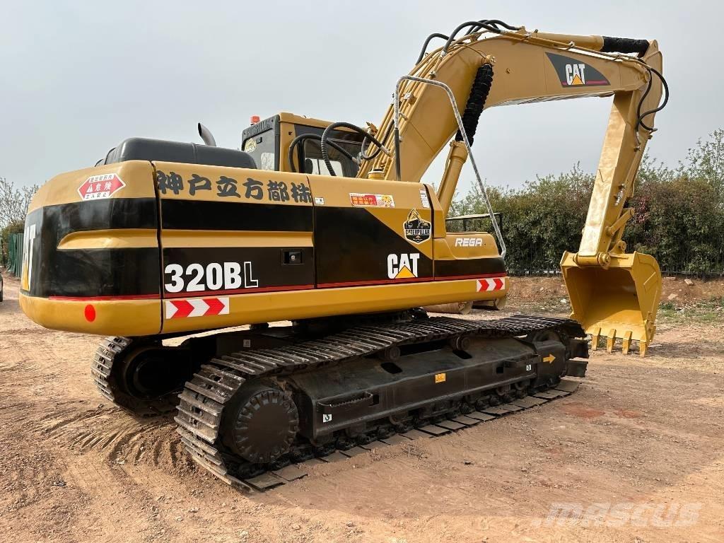 CAT 320 B Rupsgraafmachines