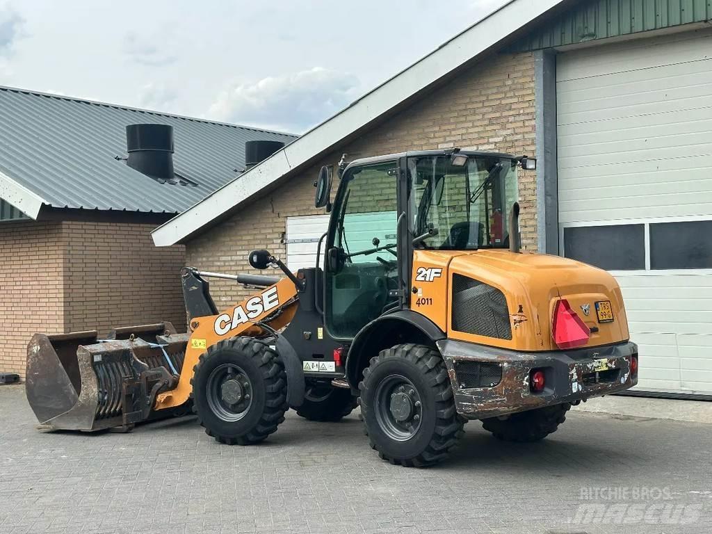 CASE 21F Wielladers
