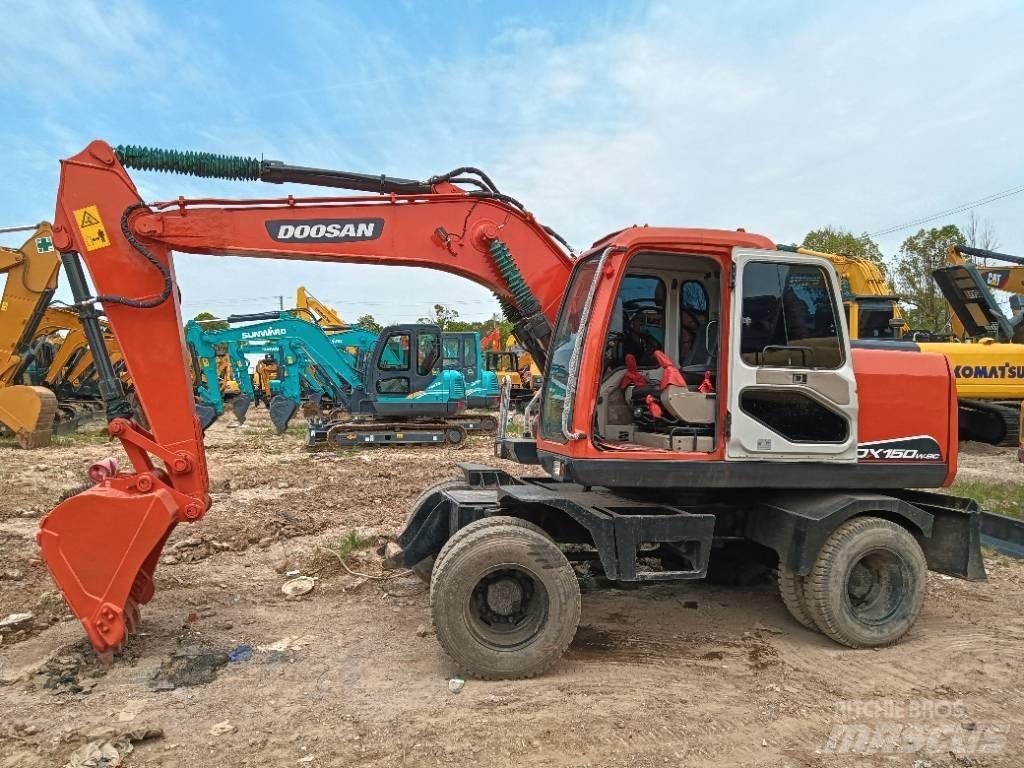 Doosan DH 150 W-7 Rupsgraafmachines