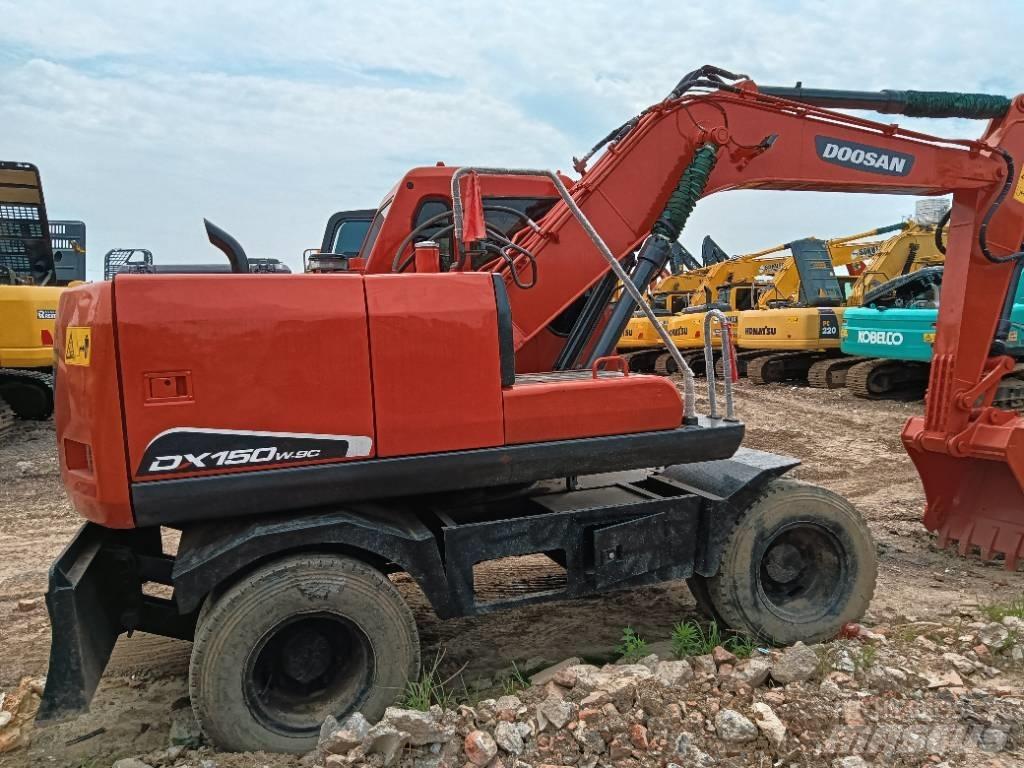 Doosan DH 150 W-7 Rupsgraafmachines