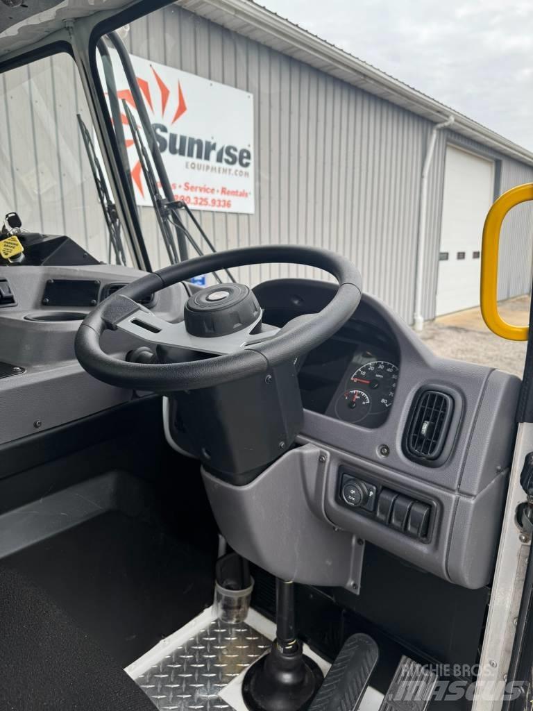 Peterbilt PB520 Chassis met cabine