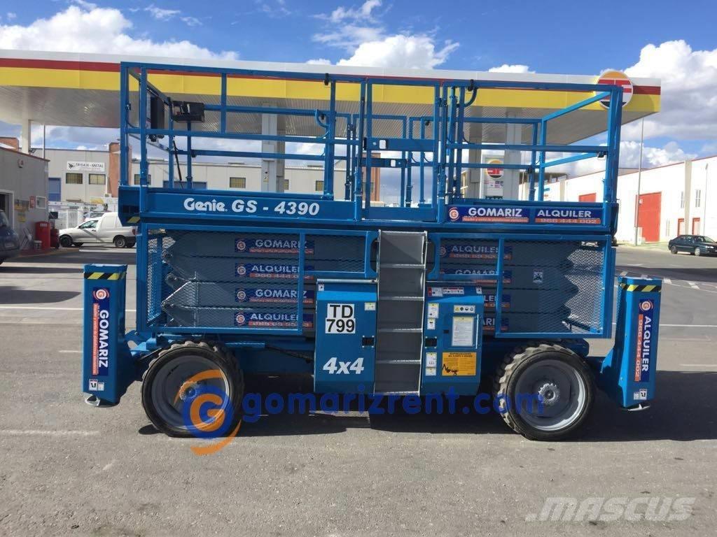 Genie GS 4390 Schaarhoogwerkers