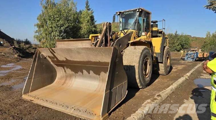 Volvo L 220 F Wielladers