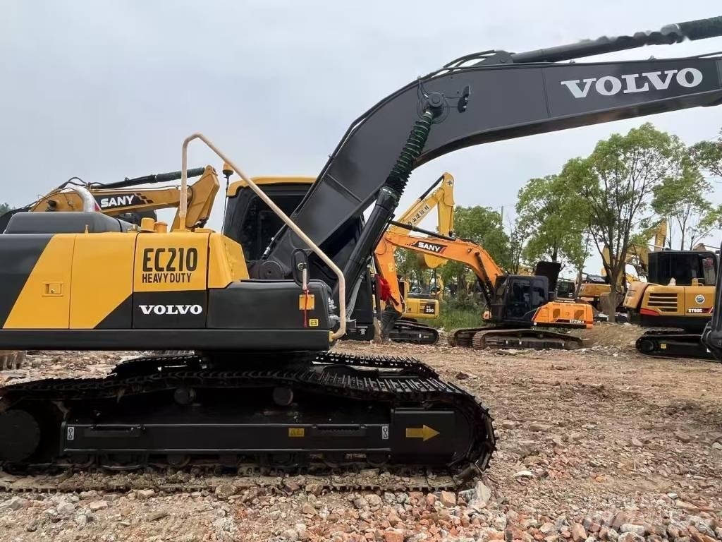 Volvo EC 210 Rupsgraafmachines
