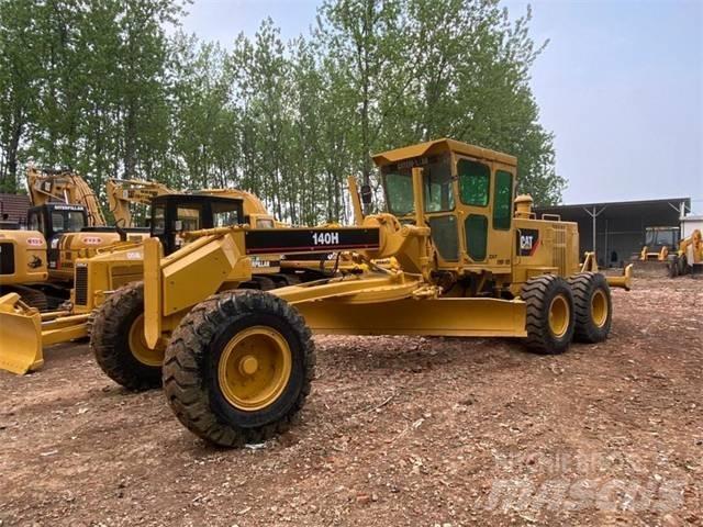 CAT 140 H Graders