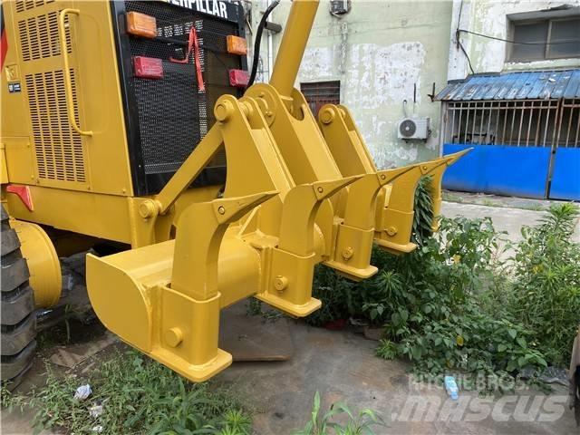 CAT 140 H Graders