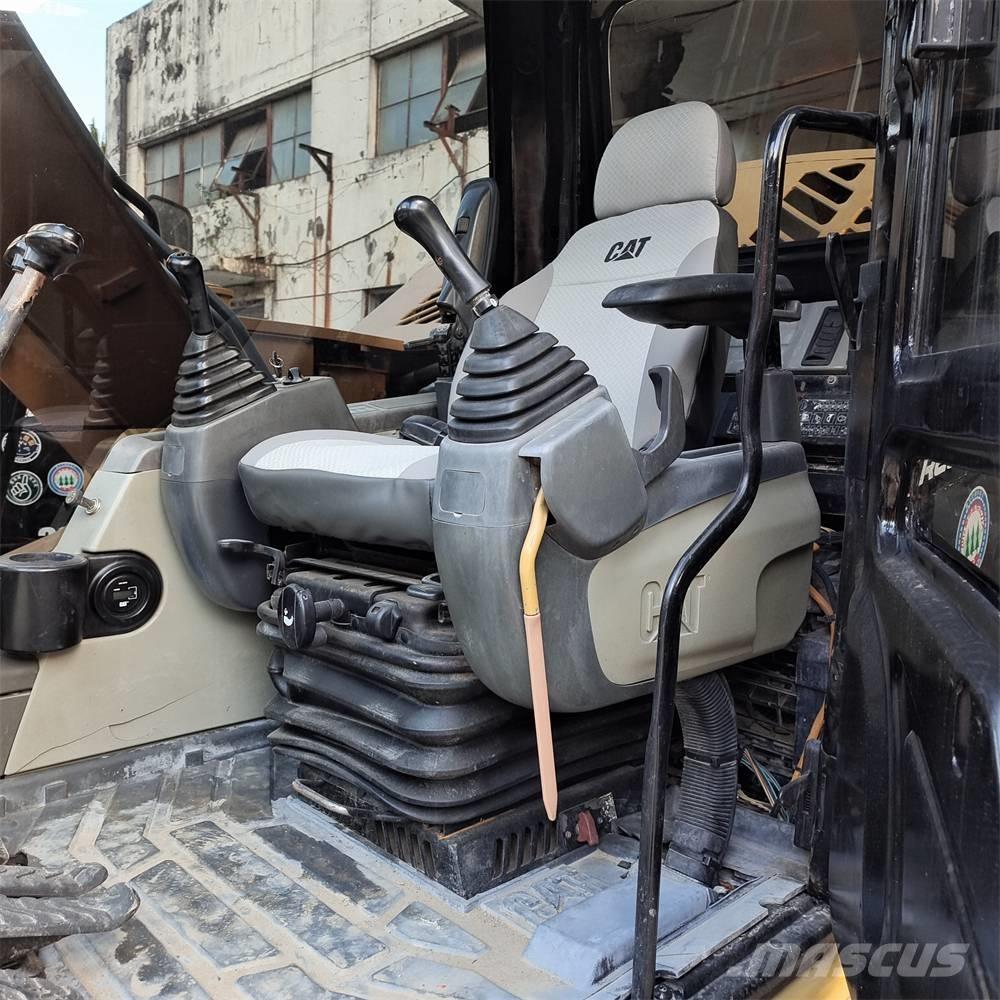 CAT 307 Rupsgraafmachines