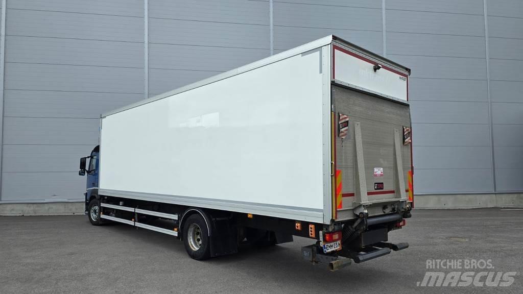 Volvo FM Bakwagens met gesloten opbouw