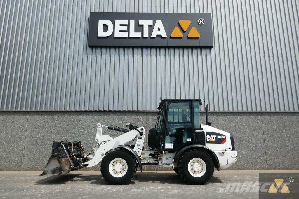 CAT 906M Wielladers