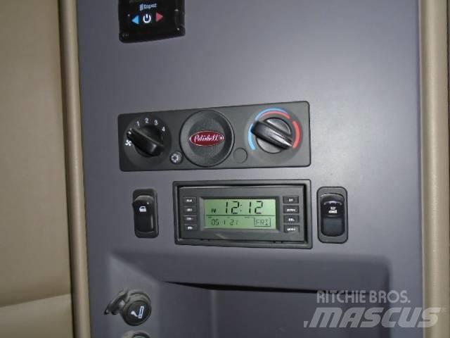Peterbilt 567 Trekkers