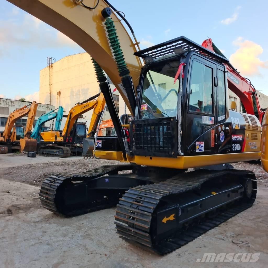 CAT 320 D Rupsgraafmachines