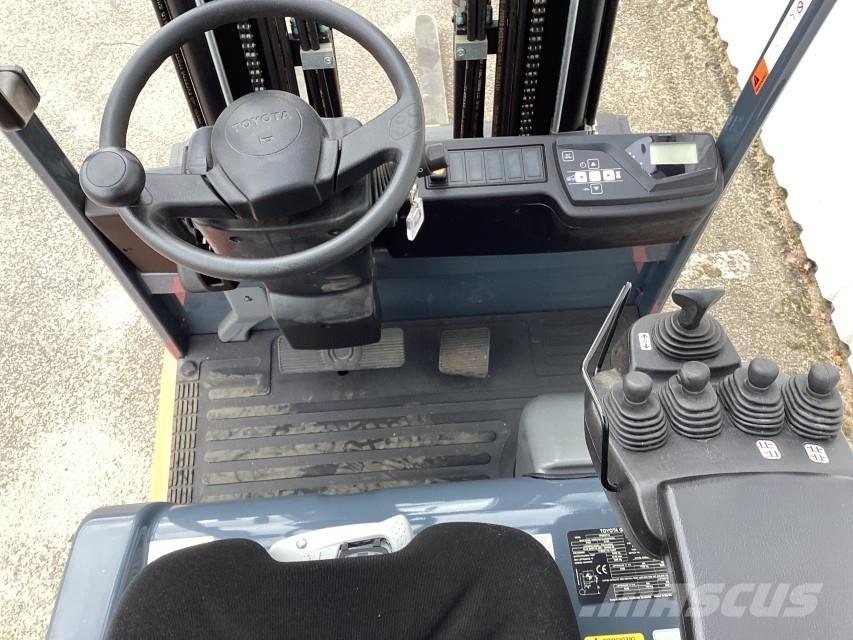 Toyota 7FBEST13 Elektrische heftrucks