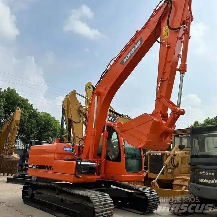 Doosan DX 140 LC Rupsgraafmachines