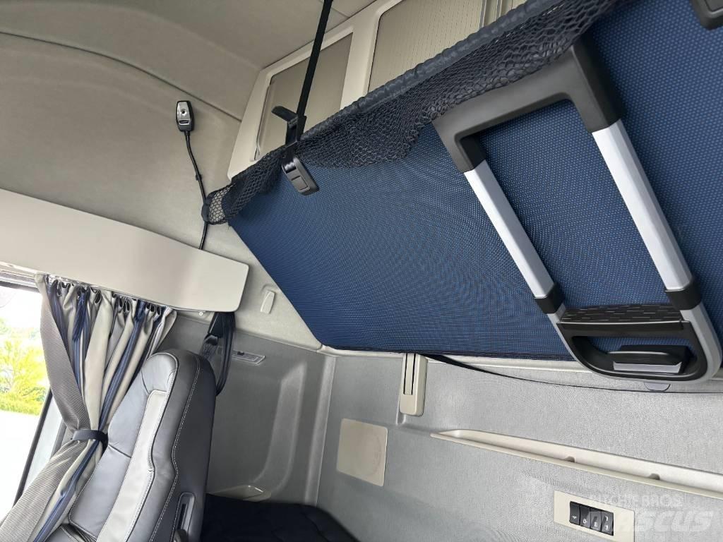 Volvo FH 540 Trekkers