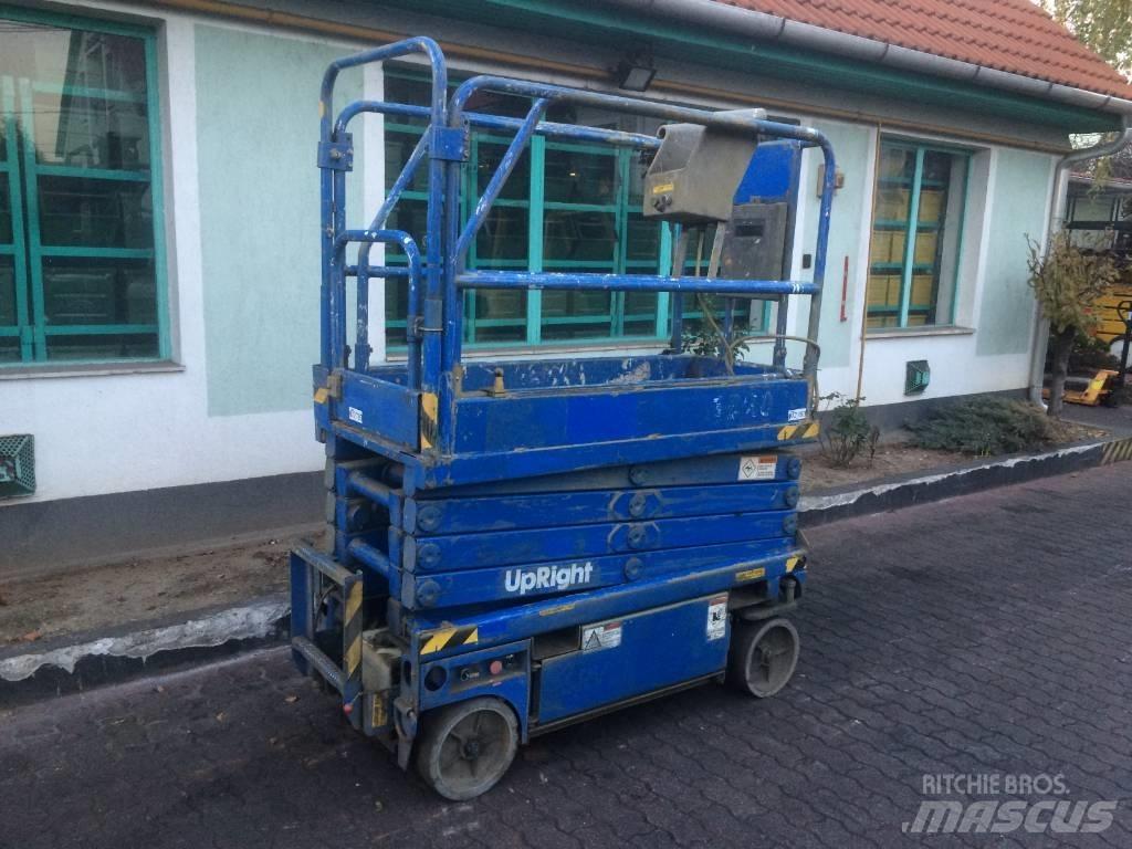 UpRight MX19    V-2783 Personenliften en invalideliften