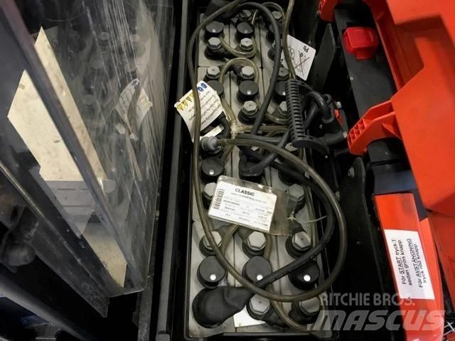 Toyota SWE 120 L Meeloop stapelaar