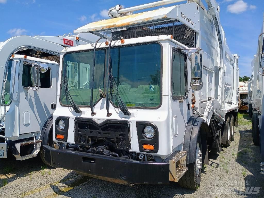 Mack MRU 613 Vuilniswagens