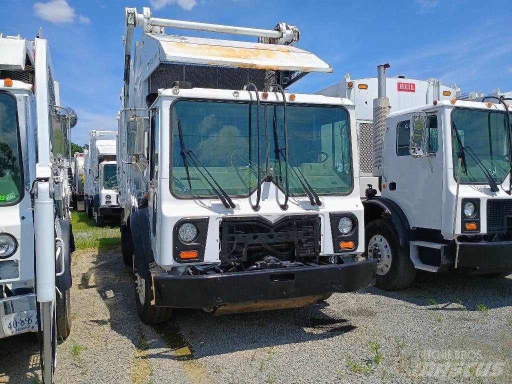 Mack MRU 613 Vuilniswagens