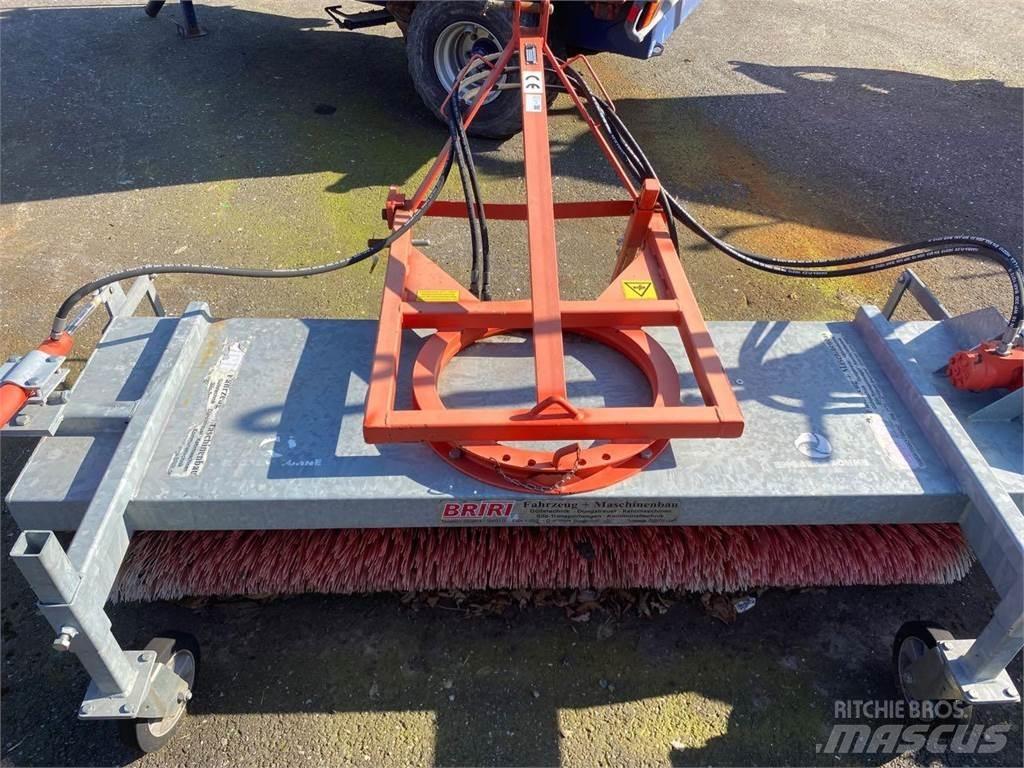 Briri SH 215 Veegmachines