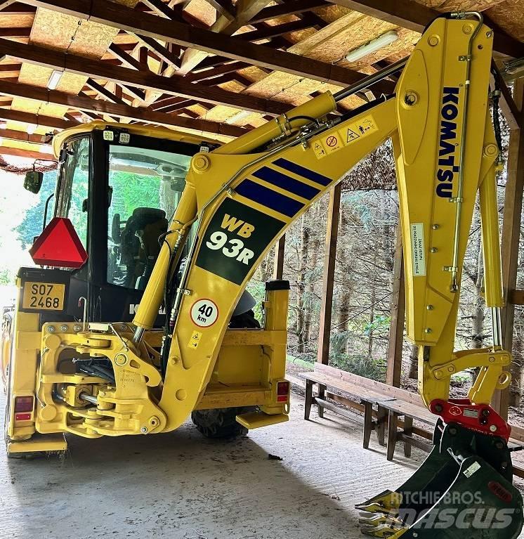Komatsu WB 93 R 8E0 Graaf-laadcombinaties