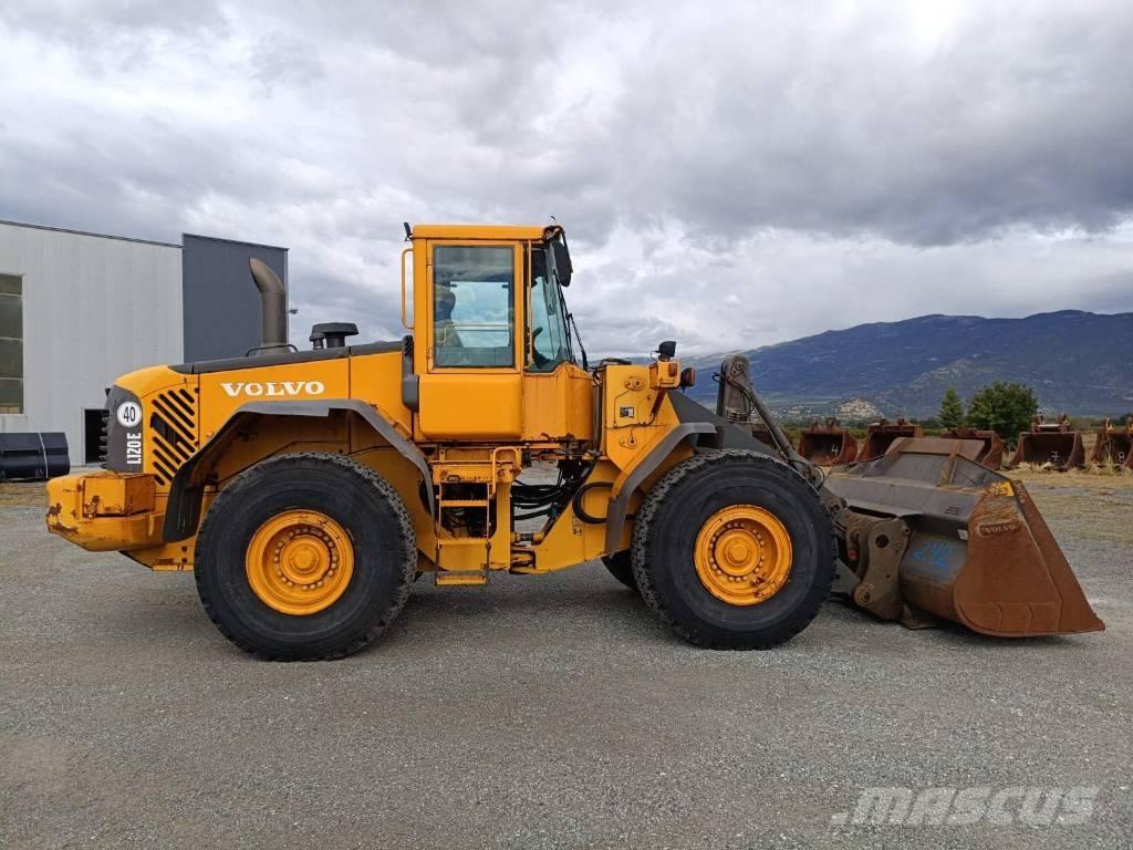 Volvo L 120 E Wielladers