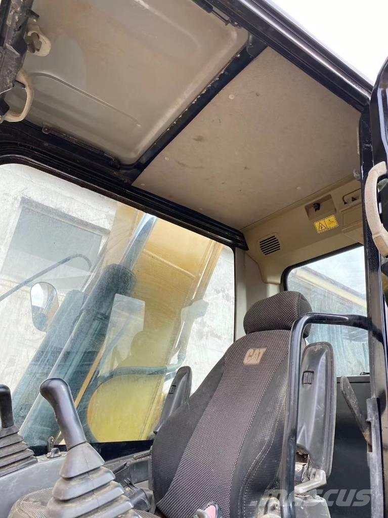 CAT 313 D Rupsgraafmachines