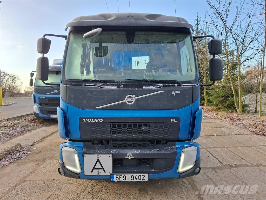 Volvo FL 250 Chassis met cabine