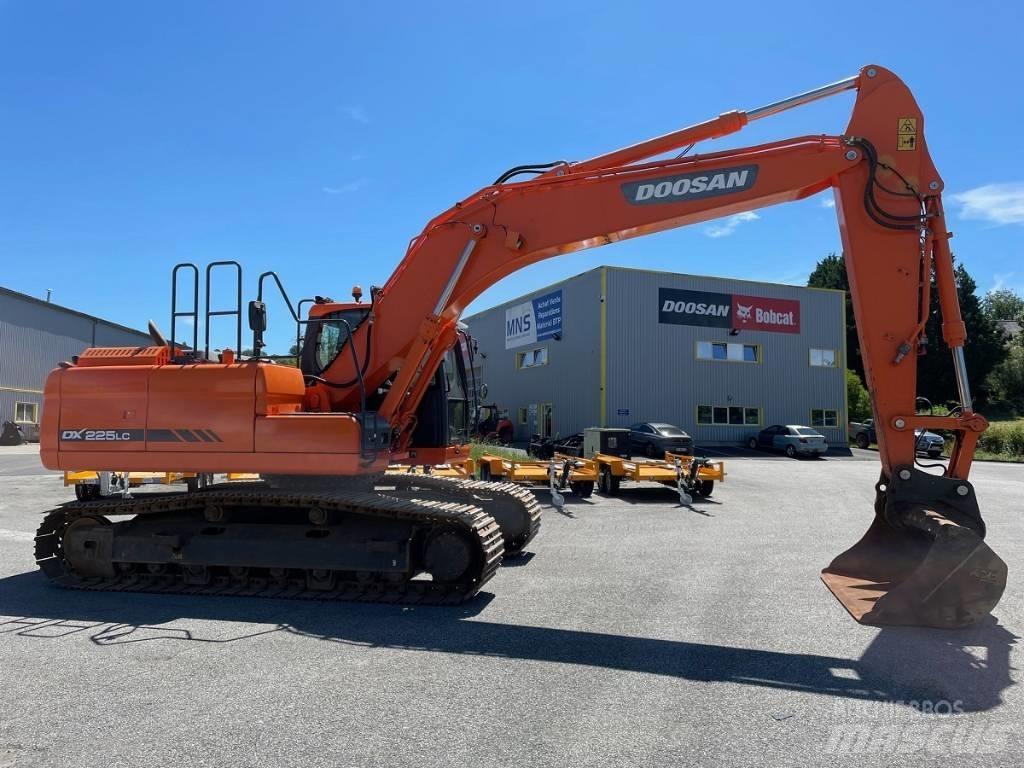 Doosan DX 225 LC-3 Rupsgraafmachines